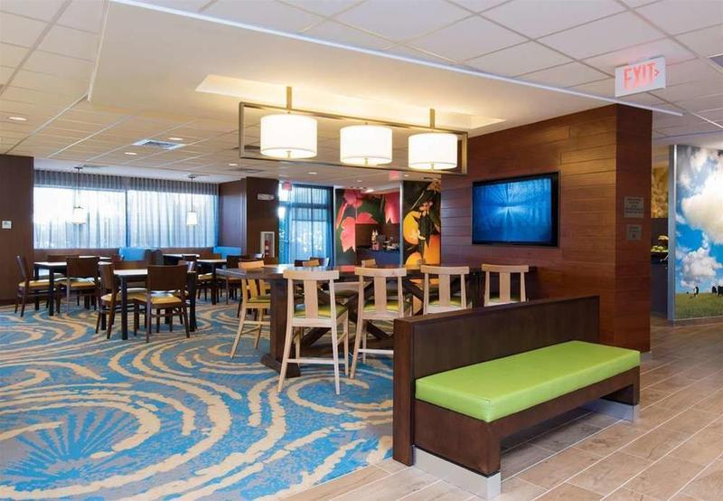 Fairfield Inn & Suites By Marriott Tampa Westshore/Airport Екстериор снимка