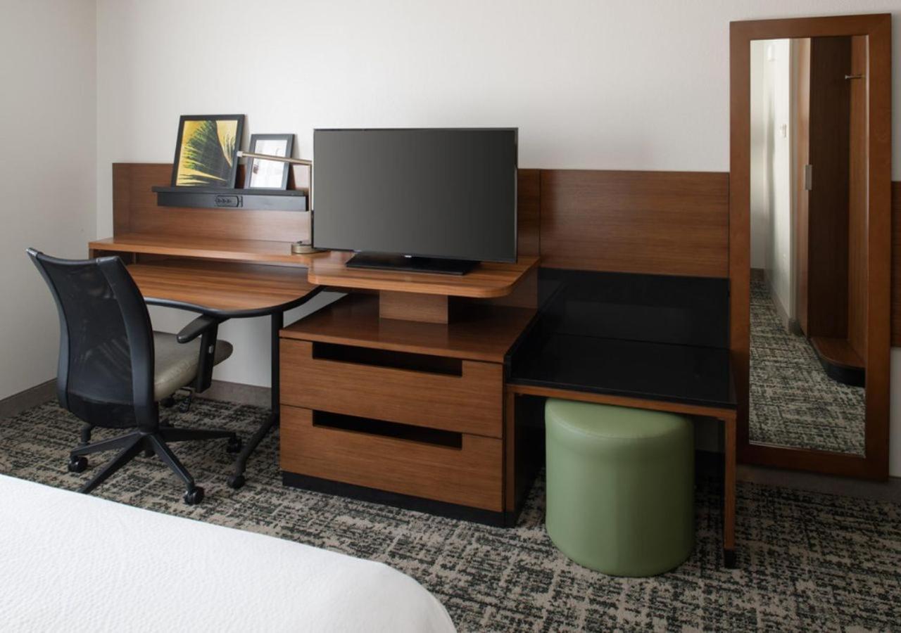 Fairfield Inn & Suites By Marriott Tampa Westshore/Airport Екстериор снимка