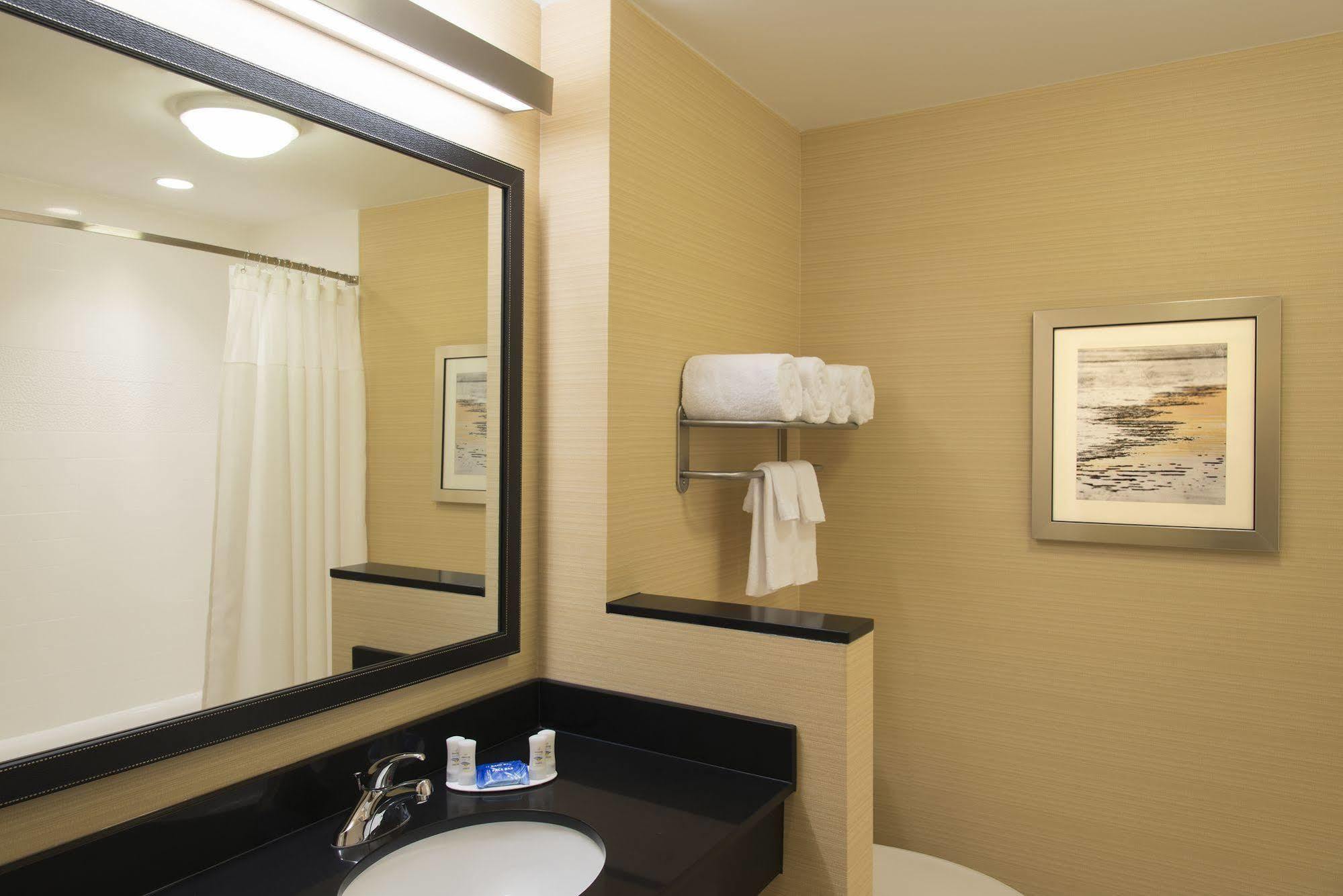 Fairfield Inn & Suites By Marriott Tampa Westshore/Airport Екстериор снимка